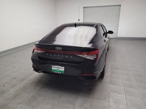 Used 2023 Hyundai Elantra SEL w/ Convenience Package FWD image 7