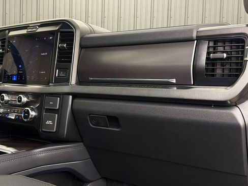 Used 2026 Ford F250 Platinum AWD/4WD image 40