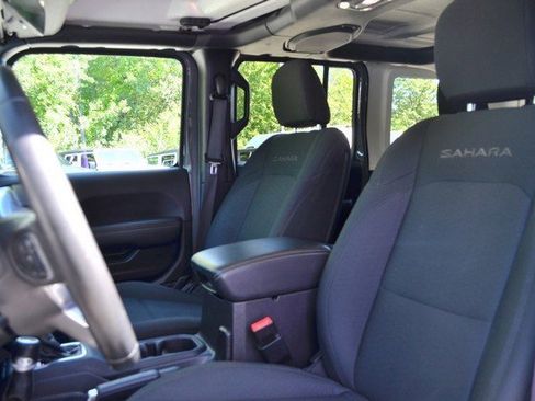 Used 2021 Jeep Wrangler Unlimited Sahara image 18