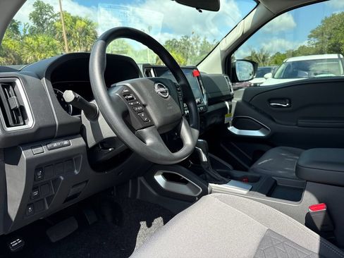 New 2026 Nissan Frontier SV w/ Tow Package RWD image 5