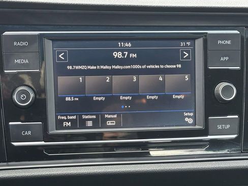 Used 2019 Volkswagen Jetta SE image 15