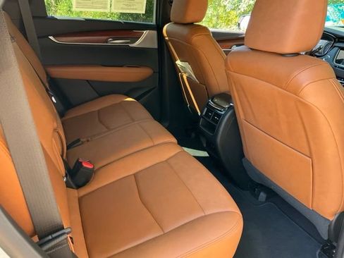Used 2026 Cadillac XT5 Premium Luxury w/ LPO, ONYX Package FWD image 22