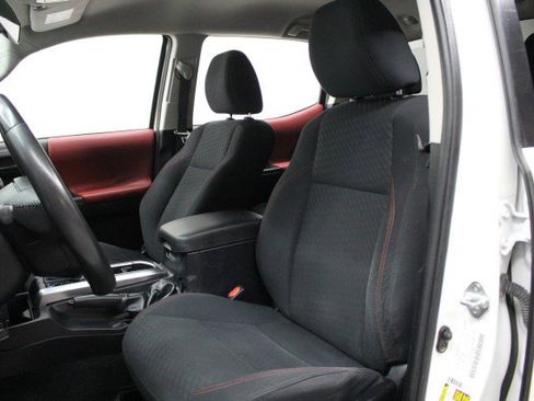 Used 2023 Toyota Tacoma SR5 image 8