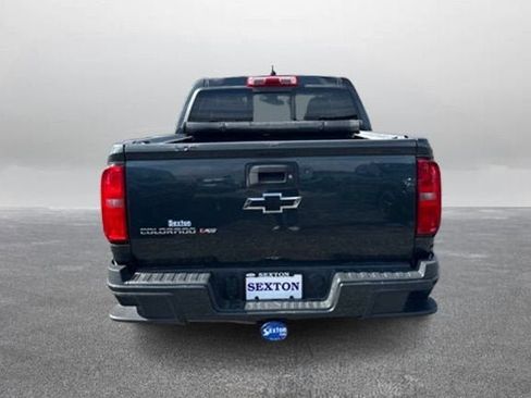 Used 2018 Chevrolet Colorado Z71 AWD/4WD image 9