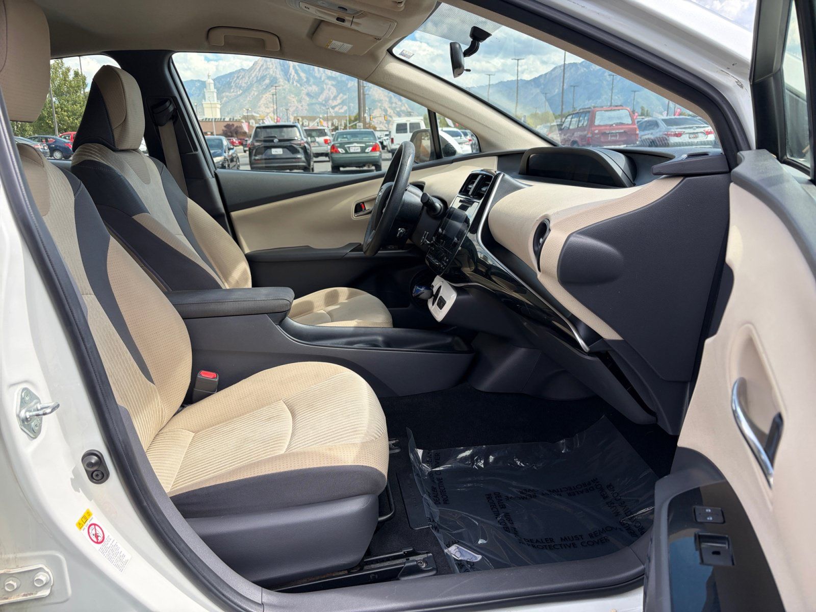 Used 2016 Toyota Prius Two FWD image 28
