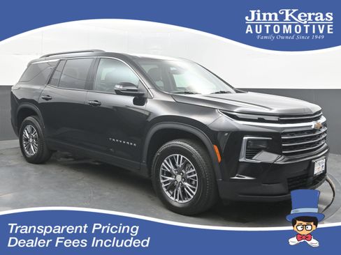 Certified 2026 Chevrolet Traverse LT FWD image 1