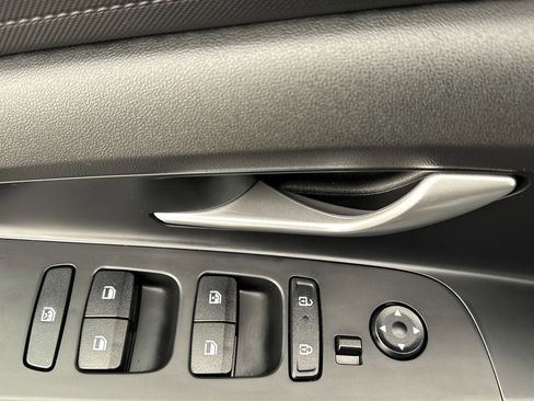 Certified 2024 Hyundai Elantra SEL image 12