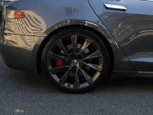 Used 2021 Tesla Model S Performance AWD/4WD image 5