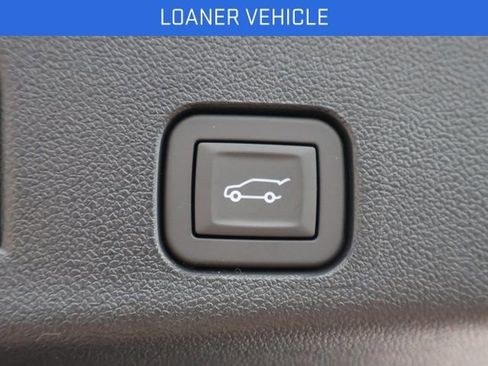 New 2026 GMC Acadia Elevation w/ Elevation Premium Package AWD/4WD image 16