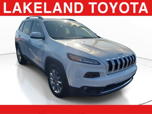 Used 2017 Jeep Cherokee Limited AWD/4WD image 1