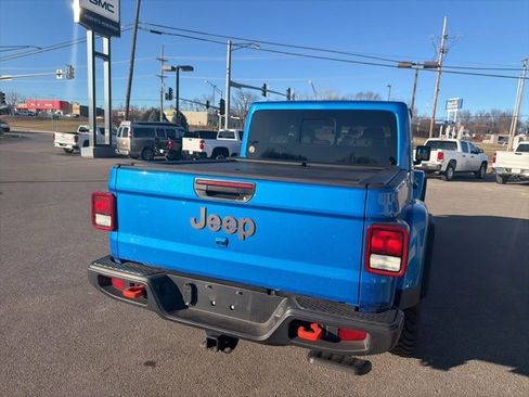 Used 2023 Jeep Gladiator Mojave w/ Cold Weather Group image 18