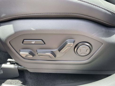 Used 2025 Hyundai Santa Fe Calligraphy FWD image 16