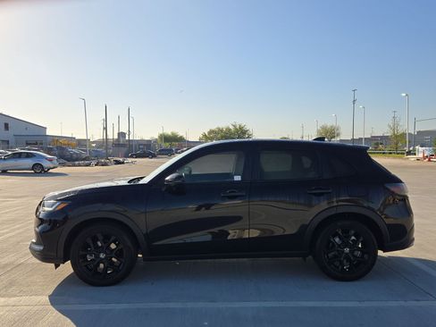 Used 2025 Honda HR-V Sport image 7