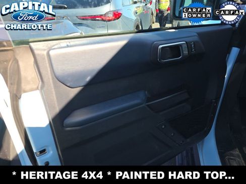 Used 2025 Ford Bronco Heritage Edition AWD/4WD image 15