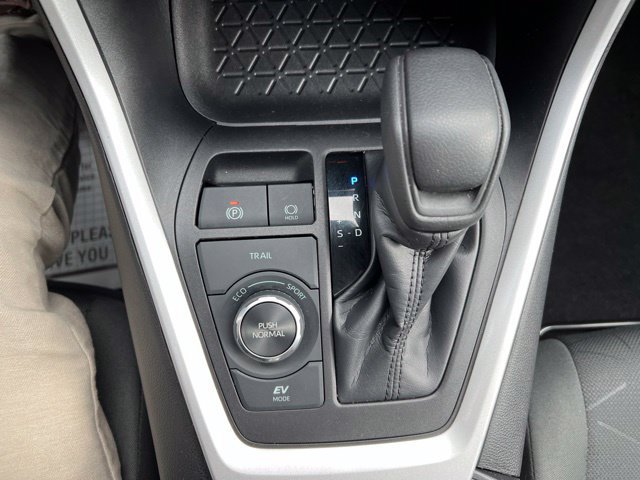 Used 2024 Toyota RAV4 XLE w/ Convenience Package AWD/4WD image 21