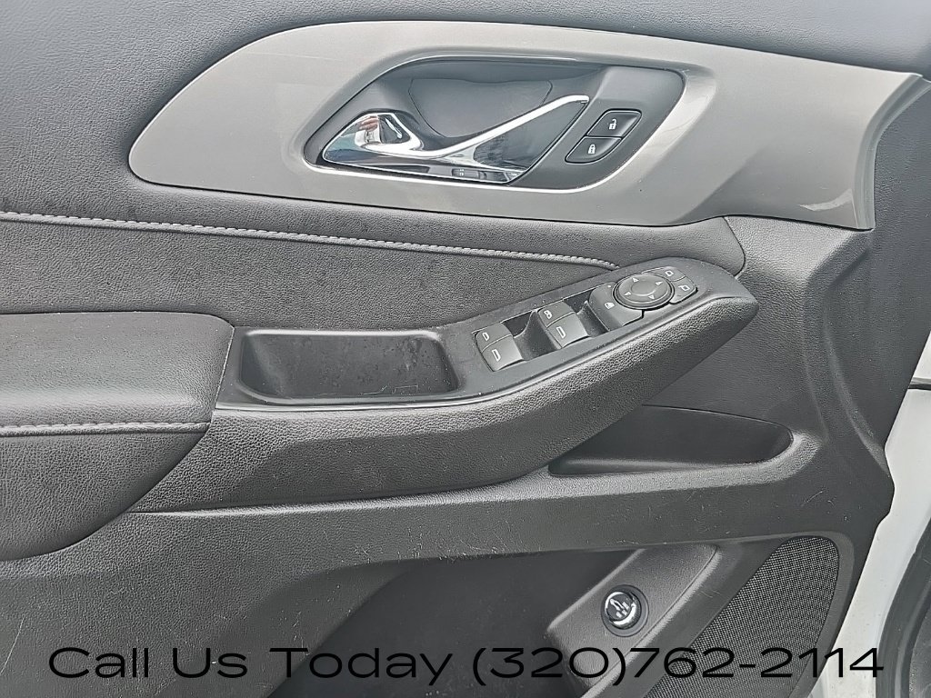 Used 2023 Chevrolet Traverse LT w/ LPO, Floor Liner Package AWD/4WD image 10