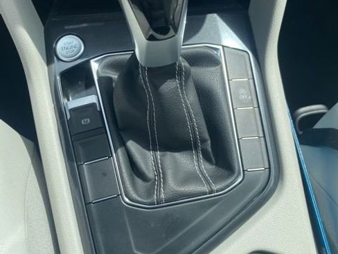 Used 2023 Volkswagen Tiguan SE FWD image 23