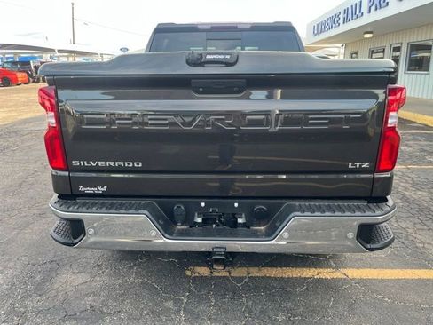 Used 2021 Chevrolet Silverado 1500 LTZ AWD/4WD image 5