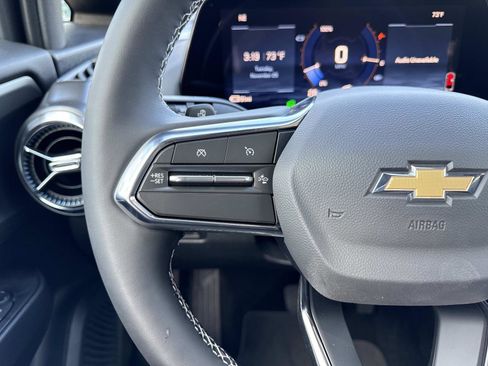 New 2026 Chevrolet Equinox EV LT image 15