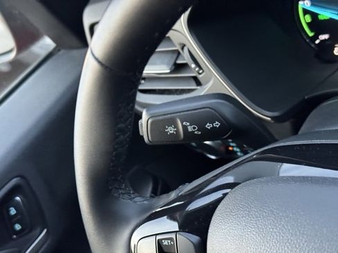 Certified 2022 Ford Escape SE w/ SE Sport Appearance Package image 26