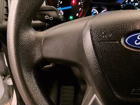 Used 2015 Ford Transit Connect XL image 18