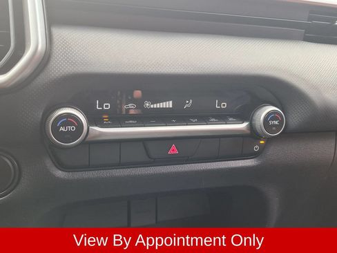 Used 2025 MAZDA CX-50 AWD 2.5 S w/ Select Package image 17