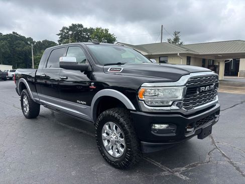 Used 2019 RAM 2500 Limited AWD/4WD image 3