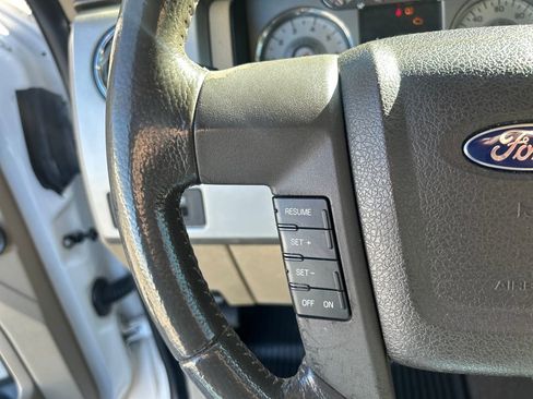 Used 2010 Ford F150 Lariat image 19