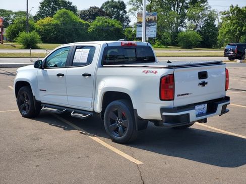 Used 2017 Chevrolet Colorado LT w/ Redline Special Edition AWD/4WD image 3
