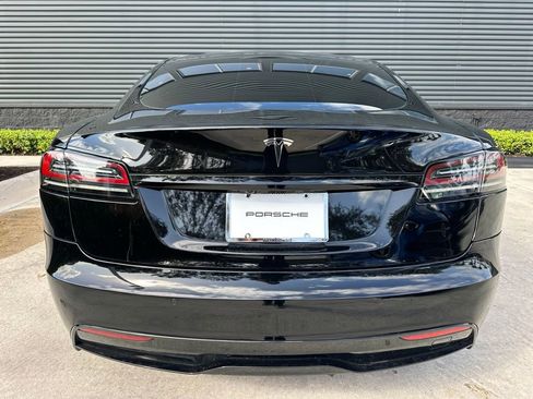 Used 2022 Tesla Model S image 12