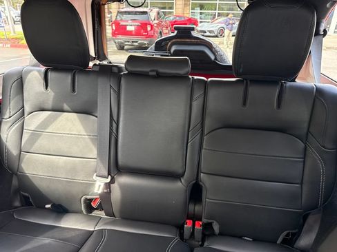 Used 2021 Jeep Wrangler Unlimited Sahara w/ Cold Weather Group AWD/4WD image 17