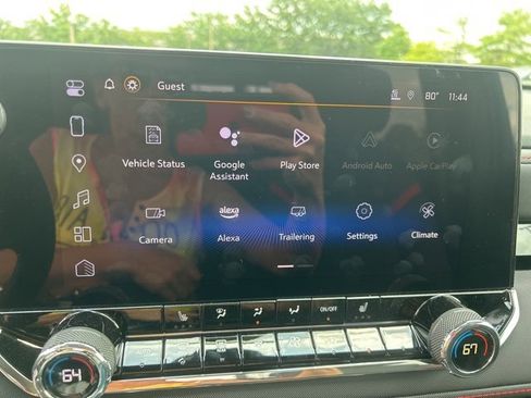 Used 2025 Chevrolet Colorado Z71 w/ Technology Package image 23