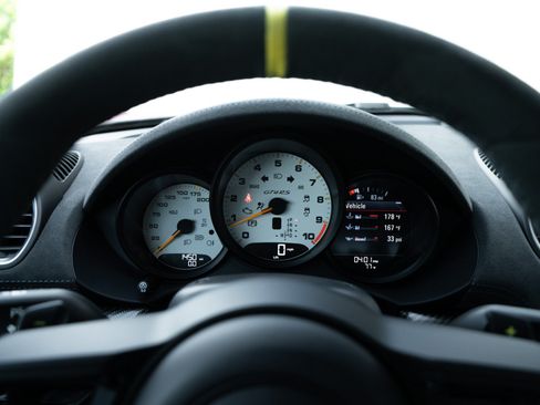 Used 2023 Porsche 718 Cayman GT4 RS RWD image 11