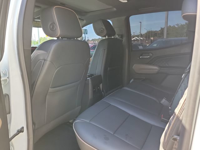 Used 2025 GMC Canyon Denali AWD/4WD image 11