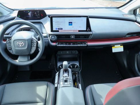 New 2026 Toyota Prius Plug-In Hybrid FWD image 6