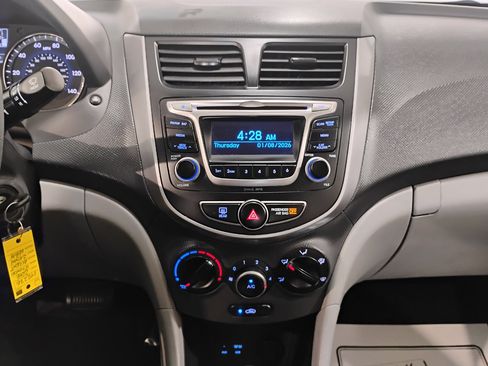 Used 2016 Hyundai Accent SE image 25