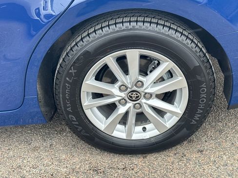 Used 2025 Toyota Camry XSE image 39