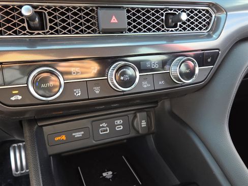 Used 2025 Acura Integra A-Spec image 35