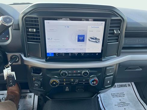 Used 2025 Ford F150 XL AWD/4WD image 16