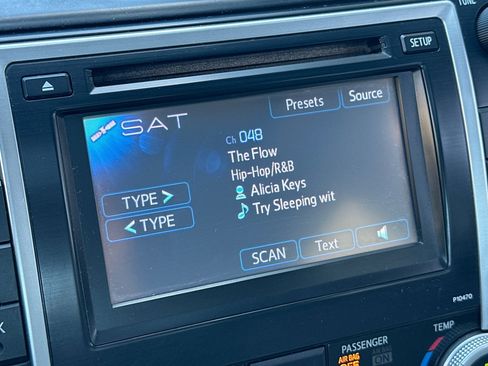 Used 2013 Toyota Camry XLE w/ Leather Pkg FWD image 20
