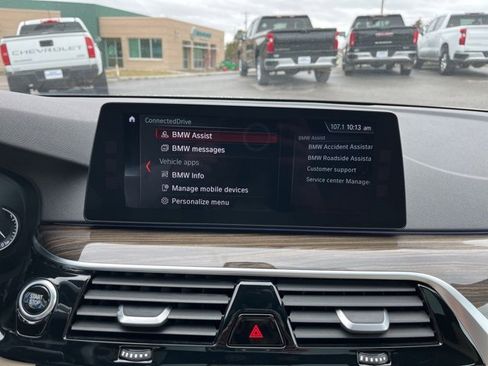 Used 2018 BMW 530e image 44