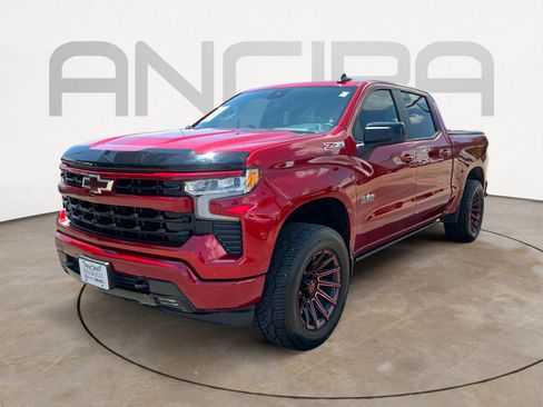 Used 2024 Chevrolet Silverado 1500 RST w/ Z71 Off-Road Package AWD/4WD image 6