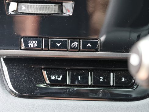 Used 2026 Lexus RX 350h w/ Convenience Package AWD/4WD image 14