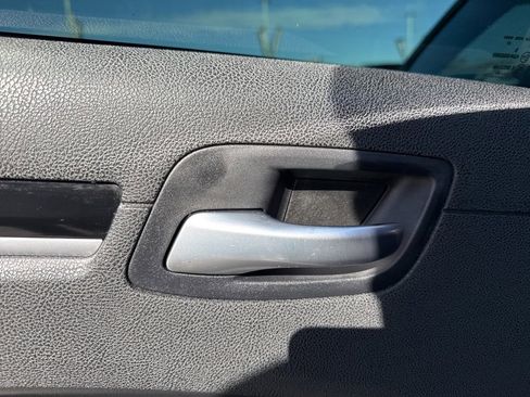 Used 2021 Chrysler 300 S image 32