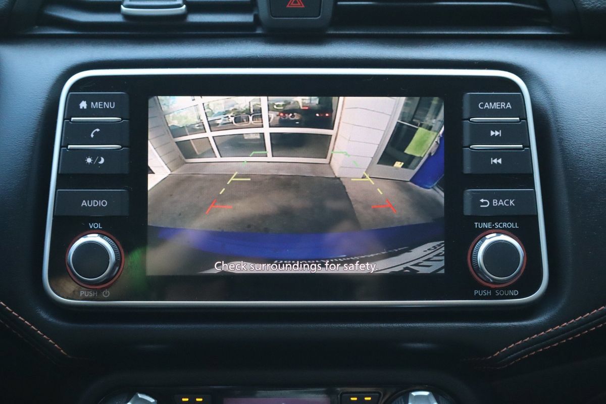 Used 2021 Nissan Versa SR w/ Convenience Package FWD image 20