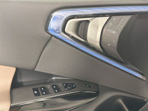 New 2026 BMW X3 M50 w/ Premium Package AWD/4WD image 17