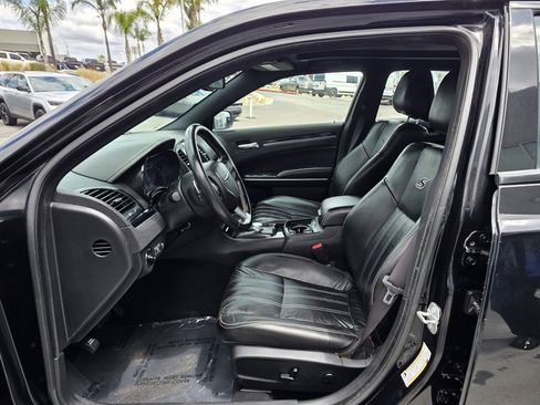 Certified 2022 Chrysler 300 S RWD image 13