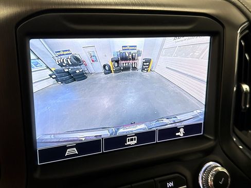 Used 2021 GMC Sierra 1500 AT4 w/ AT4 Value Package AWD/4WD image 26