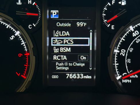 Used 2022 Toyota 4Runner Limited AWD/4WD image 55