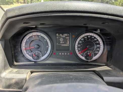 Used 2021 RAM 1500 Classic SLT AWD/4WD image 23